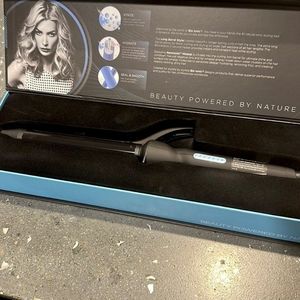 Bio Ionic Long Barrel Curling Iron 1"